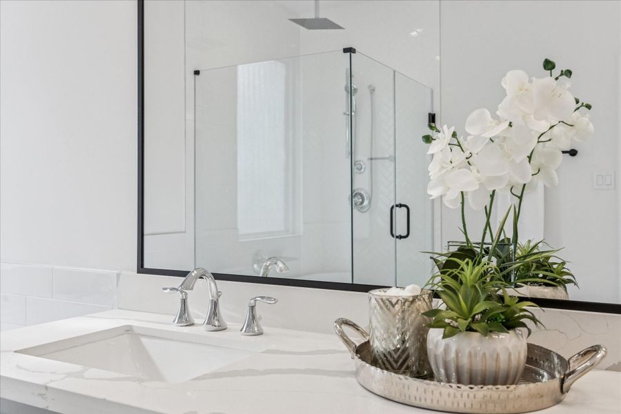 **Not of actual Home** Photos are of on-site model home reflecting finish level & finsihes**