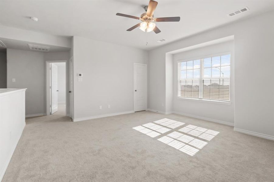Spacious, unfurnished interior of a new home in Retreat at Fossil Creek, Fort Worth (Image 16). Spacious, unfurnished interior of a new home in Retreat at Fossil Creek, Fort Worth (Image 16).