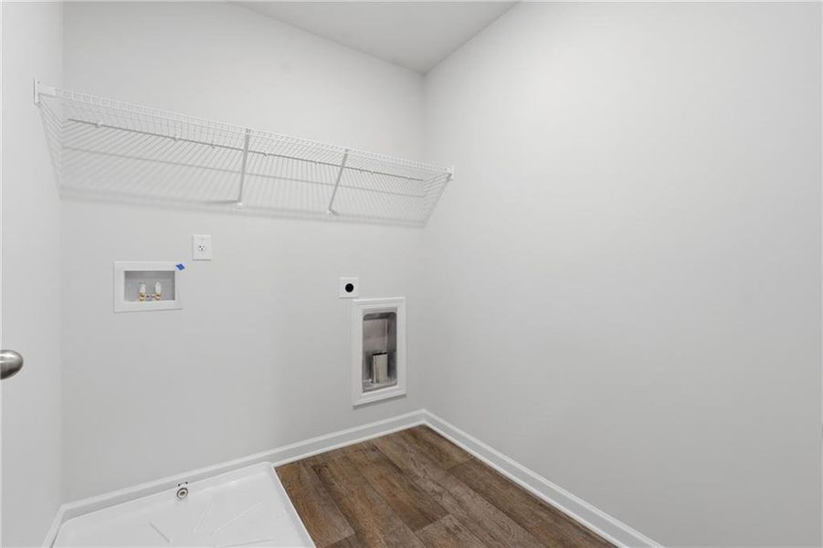 Spacious, unfurnished interior of a new home in Moss Creek, Hogansville (Image 24).