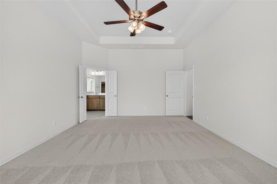 Spacious, unfurnished interior of a new home in Nash Estates, Tom Bean (Image 34).