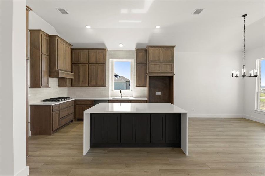 10. 9812 Aiken - Kitchen