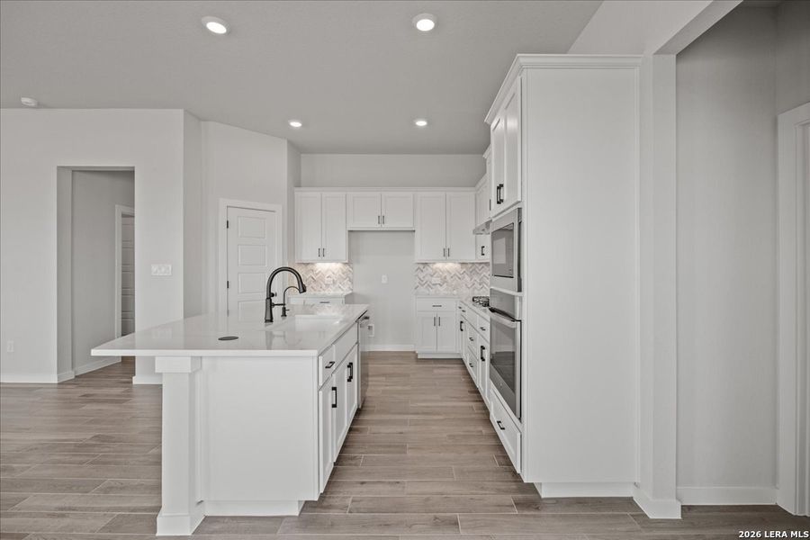 Furnished interior view inside a new home in Meyer Ranch, New Braunfels (Image 11). Furnished interior view inside a new home in Meyer Ranch, New Braunfels (Image 11).