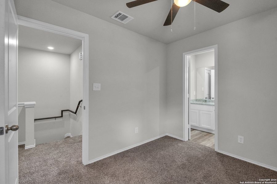 Spacious, unfurnished interior of a new home in , San Antonio (Image 21).