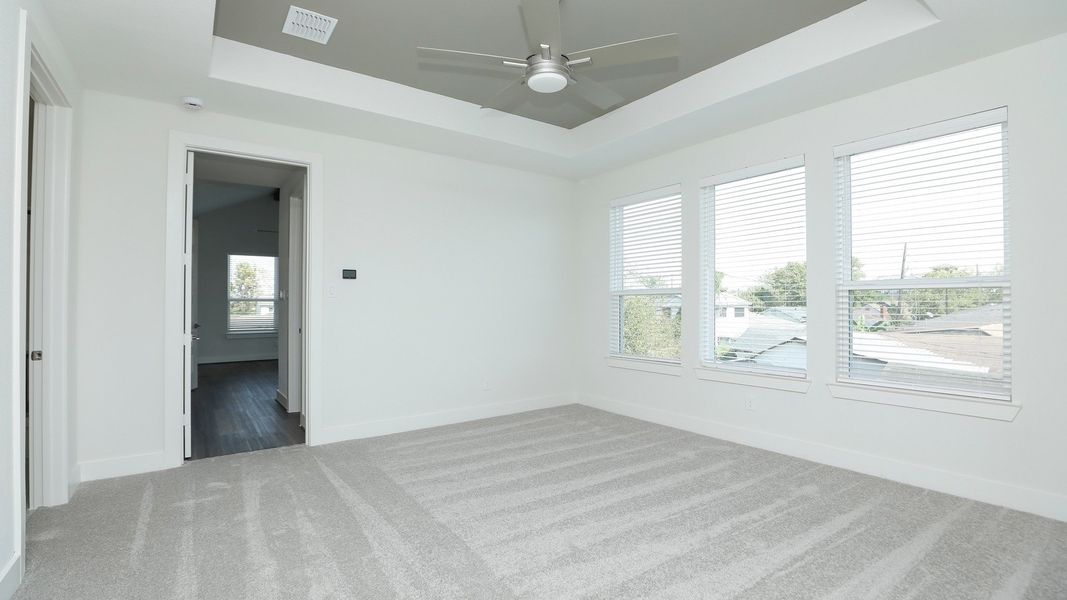 Furnished interior view inside a new home in Independence Heights, Houston (Image 18).