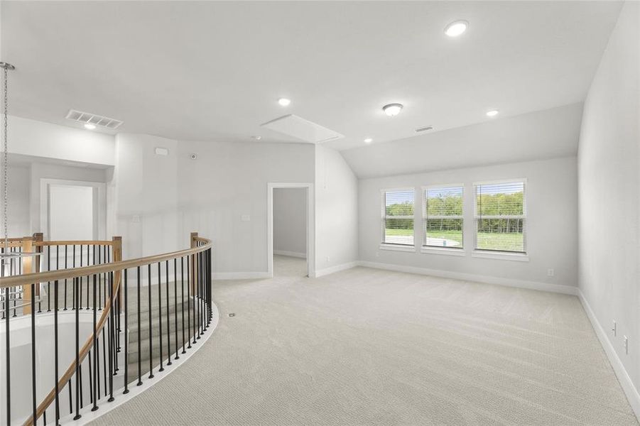 2105 Acorn Creek  Game