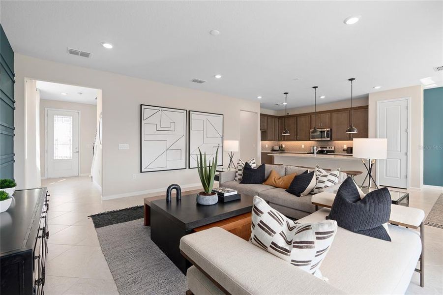 Furnished interior view inside a new home in Tohoqua, Kissimmee (Image 22).
