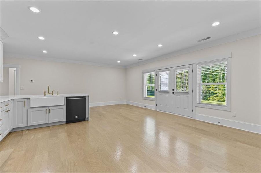 Image 85 of a home in .