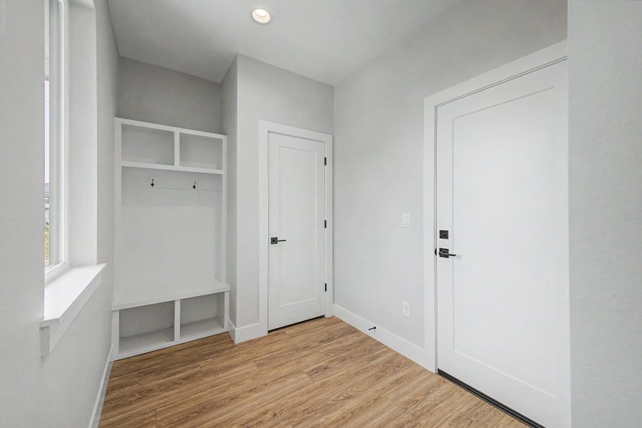 Spacious, unfurnished interior of a new home in West Grange, Longmont (Image 43). Spacious, unfurnished interior of a new home in West Grange, Longmont (Image 43).