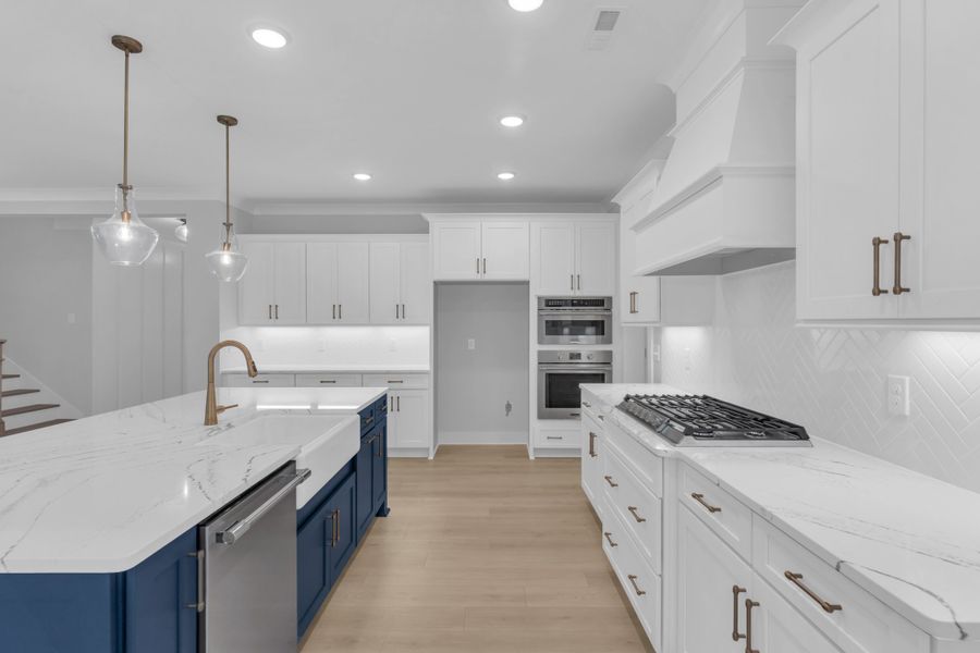 Representative furnished interior of a home built from the The Hampton by RobuckHomes in Stonehenge, Raleigh (Image 9).