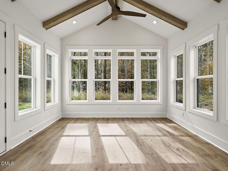 019-1280x960-sun-room