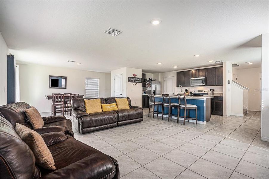 Furnished interior view inside a new home in Heritage Hills, Dade City (Image 8).