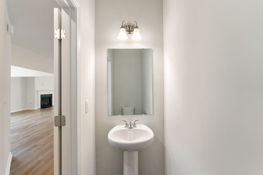 Furnished interior view inside a new home in Richmond Hill, Inman (Image 14).