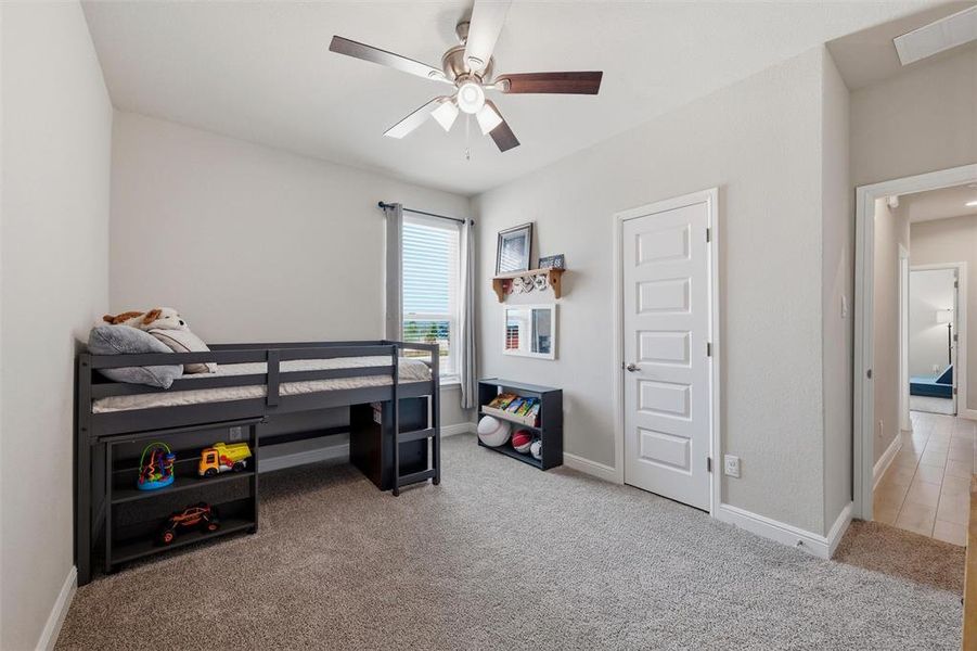 Furnished interior view inside a new home in , Cleburne (Image 19).