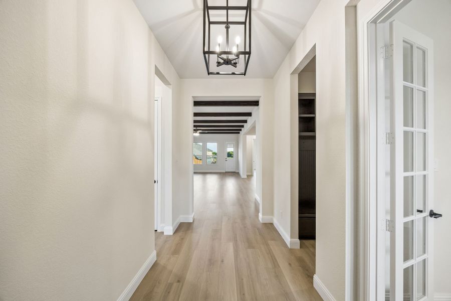 Spacious, unfurnished interior of a new home in Sheppard's Place, Waxahachie (Image 15). Spacious, unfurnished interior of a new home in Sheppard's Place, Waxahachie (Image 15).