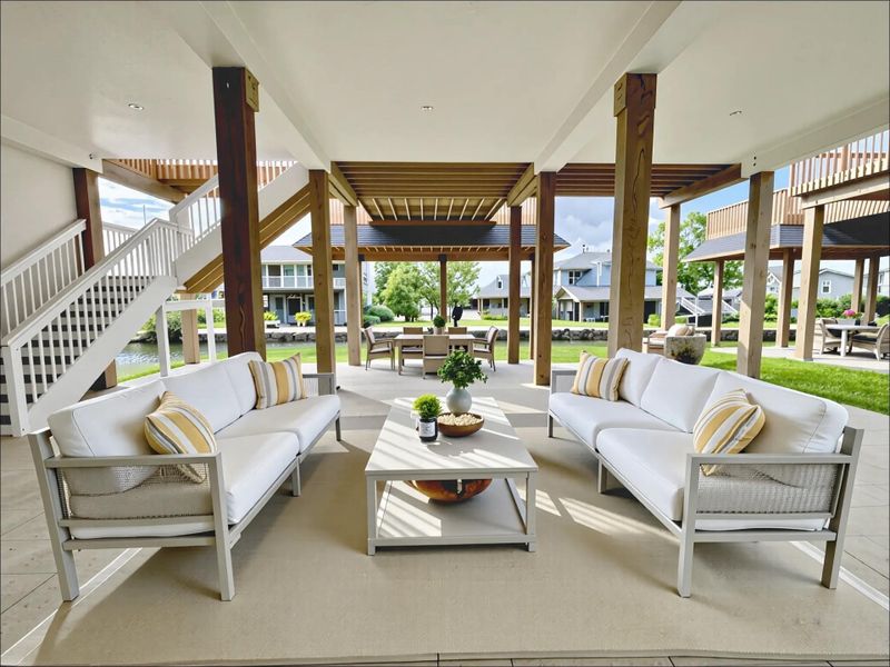 Exterior details and patio area of a home in , Bayou Vista (Image 27).
