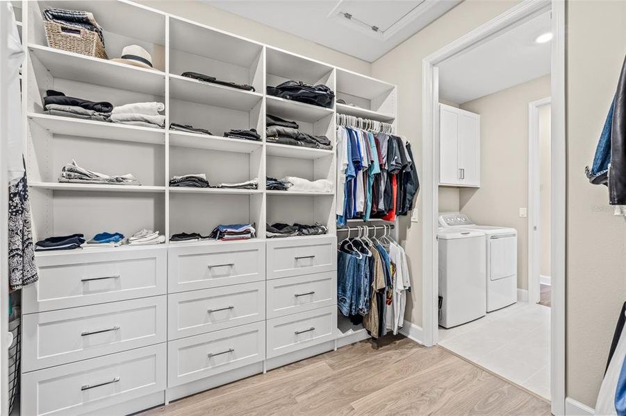 Furnished interior view inside a new home in Tiburon, Nokomis (Image 14).