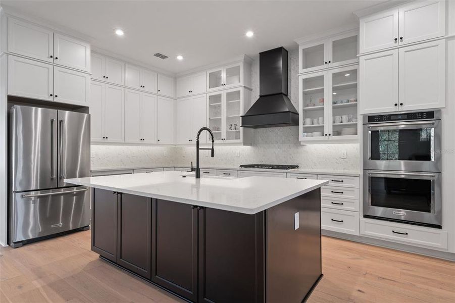 Furnished interior view inside a new home in Celebration - Island Village, Celebration (Image 37).