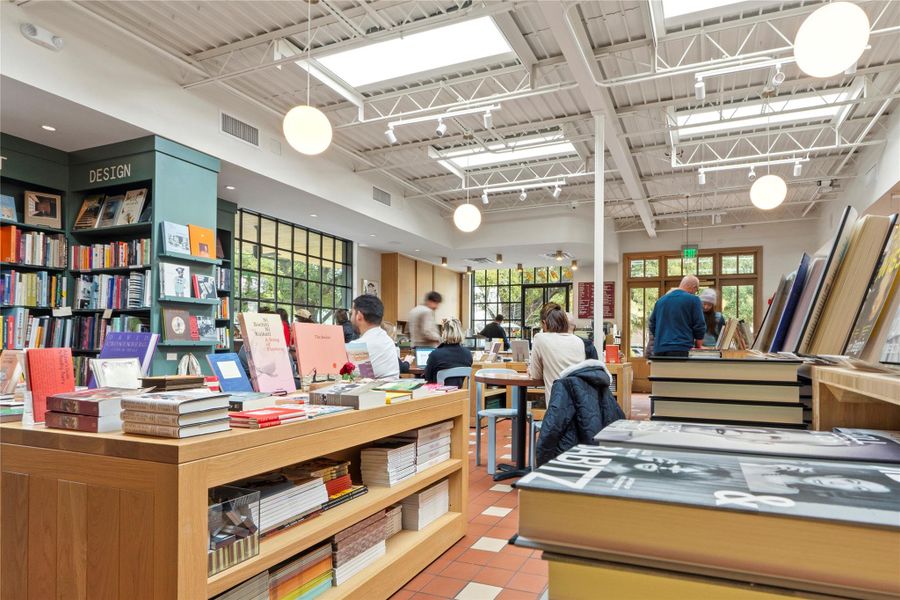 Image 7 of a home in . Image 7 of a home in .