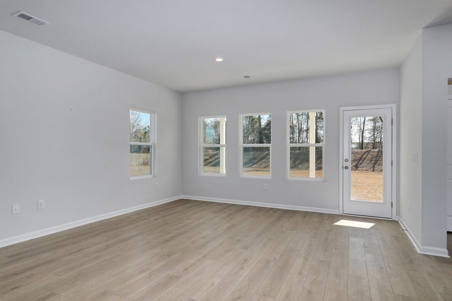 Spacious, unfurnished interior of a new home in Jordan Grove, Conway (Image 18).