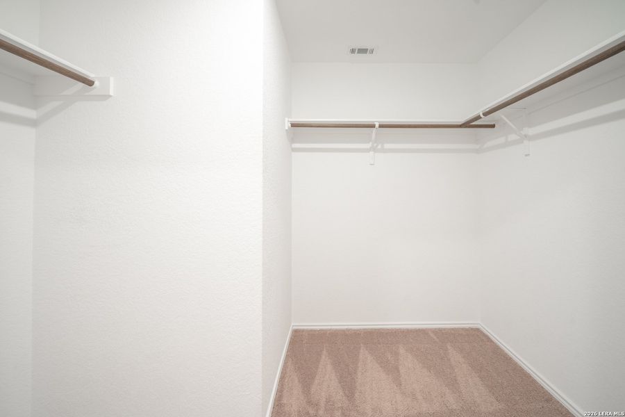 Spacious, unfurnished interior of a new home in Waterwheel, San Antonio (Image 19).