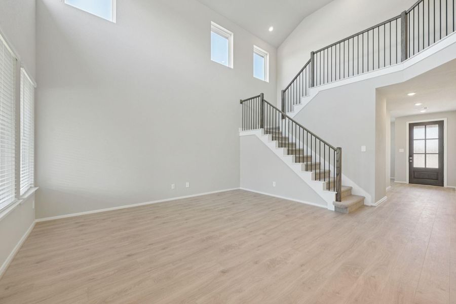 Spacious, unfurnished interior of a new home in Riviera Pines - Classic Series, Huffman (Image 40).