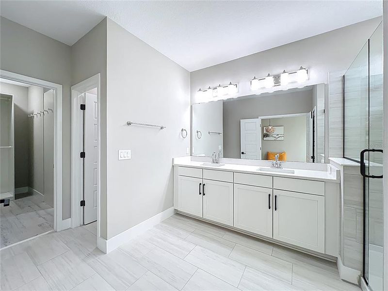 Furnished interior view inside a new home in , Winter Garden (Image 39).