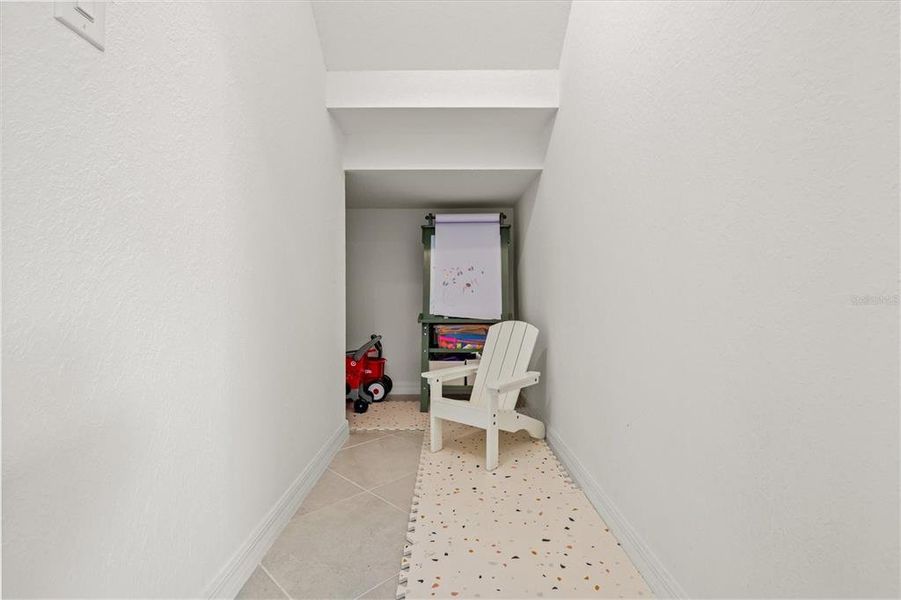 Image 82 of a home in .