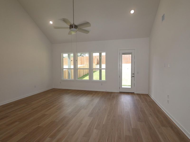 Spacious, unfurnished interior of a new home in Edgewood, Leander (Image 17). Spacious, unfurnished interior of a new home in Edgewood, Leander (Image 17).