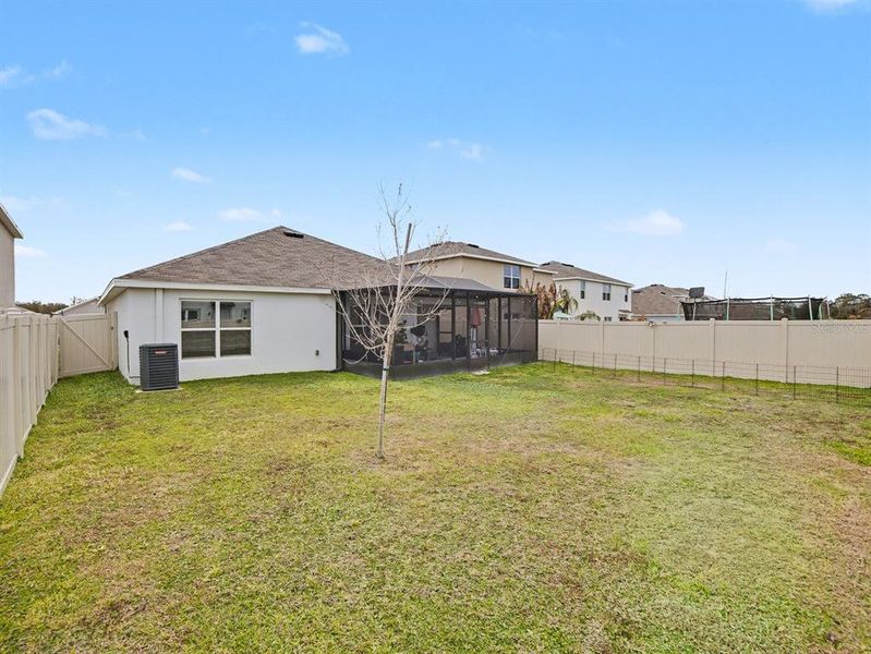 Exterior details and patio area of a home in , Wimauma (Image 22).