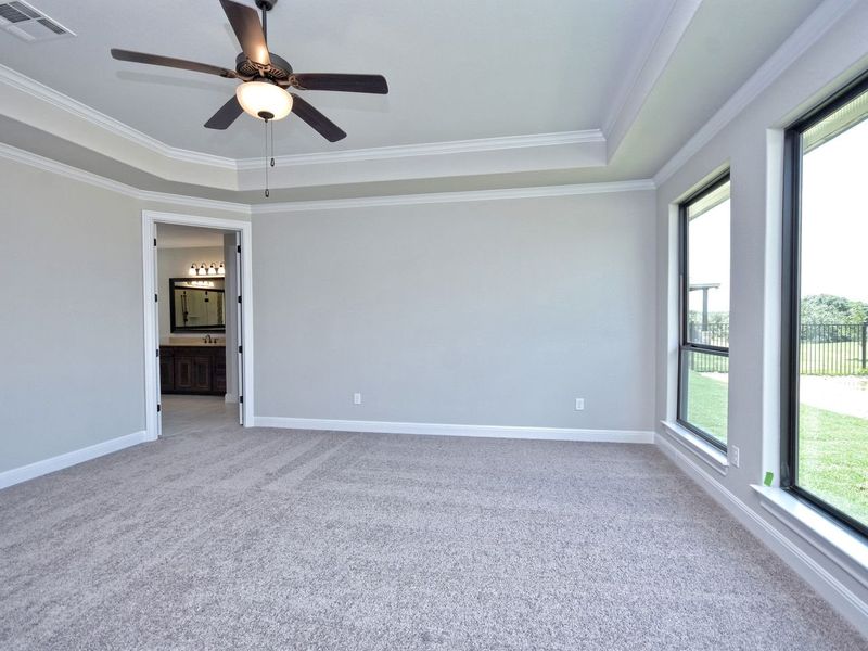 Representative unfurnished interior of a home built from the San Simeon I by Giddens Homes in Clearwater Ranch, Liberty Hill (Image 392).