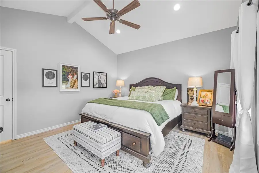 Furnished interior view inside a new home in , Yoakum (Image 28).