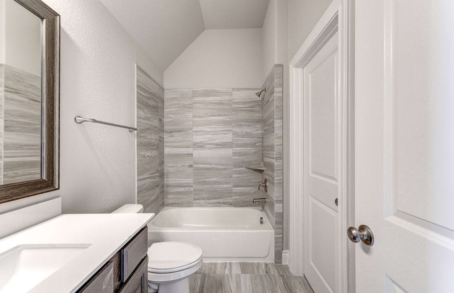 Furnished interior view inside a new home in Artavia 70′, Conroe (Image 15).
