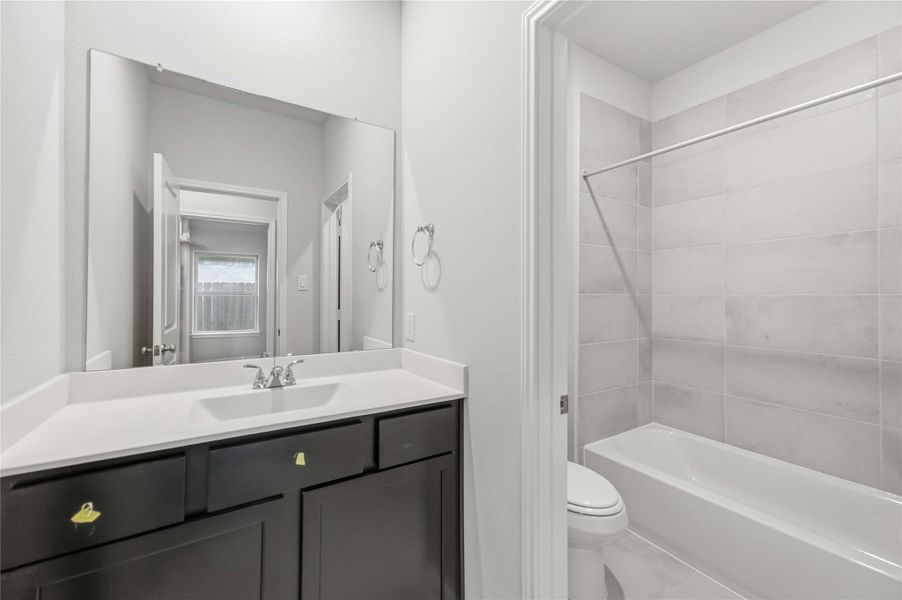 Furnished interior view inside a new home in Sundance Cove, Crosby (Image 8).