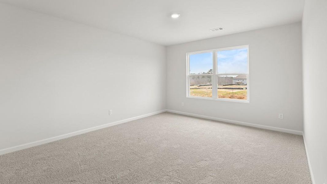 Spacious, unfurnished interior of a new home in Hamptons at Riverwood South, Dallas (Image 49).
