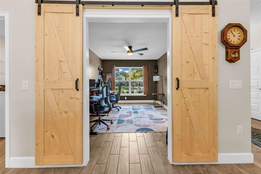 Furnished interior view inside a new home in , Punta Gorda (Image 7).