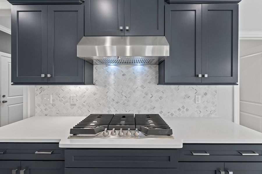 Representative interior finishes for a home built from the The Whitley by RobuckHomes in Kennebec Crossing, Angier (Image 26). Representative interior finishes for a home built from the The Whitley by RobuckHomes in Kennebec Crossing, Angier (Image 26).