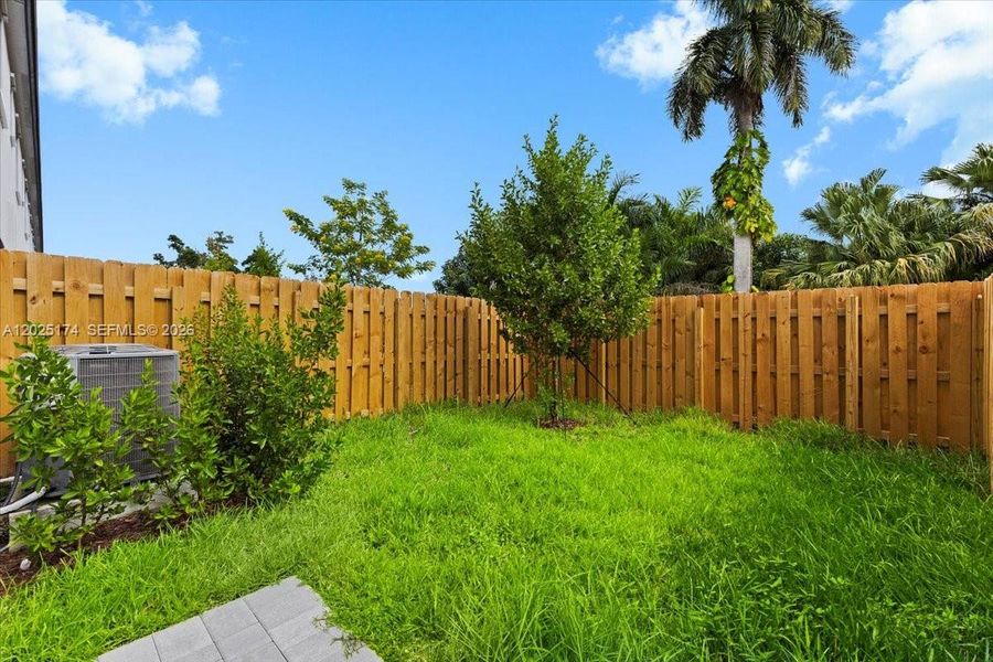 Exterior details and patio area of a home in , Homestead (Image 23).
