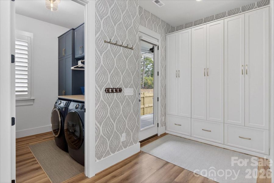 Mud Room/Side Entry