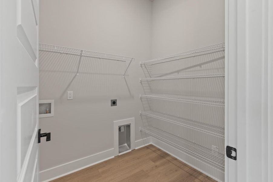 Spacious, unfurnished interior of a new home in Charleston County Homes, Mount Pleasant (Image 27).