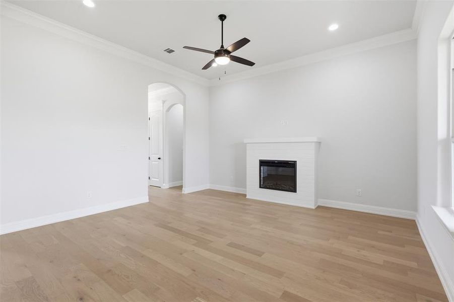 Spacious, unfurnished interior of a new home in , Springtown (Image 30).