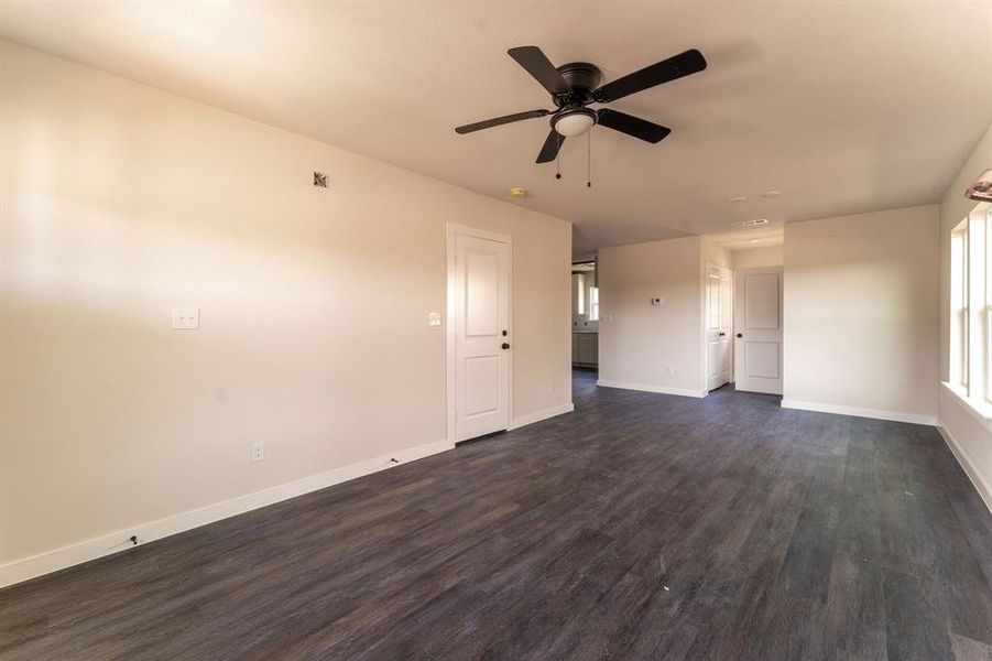 Spacious, unfurnished interior of a new home in , Fort Worth (Image 17). Spacious, unfurnished interior of a new home in , Fort Worth (Image 17).