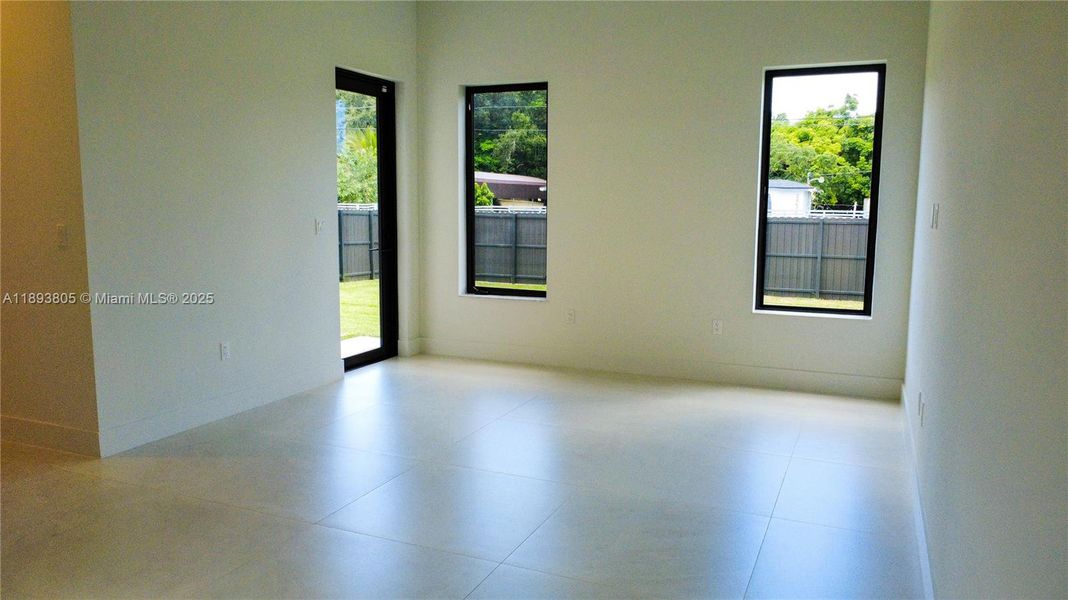 Living Room independent entrance Living Room independent entrance