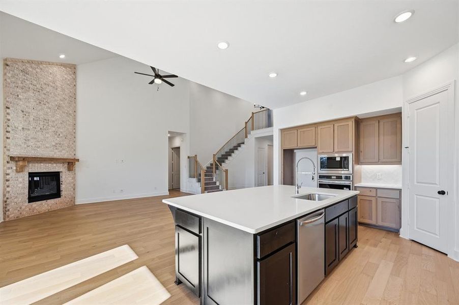 Furnished interior view inside a new home in Sonoma Verde, McLendon-Chisholm (Image 5).