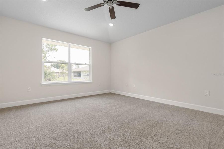 Image 19 of a home in Palm Coast.