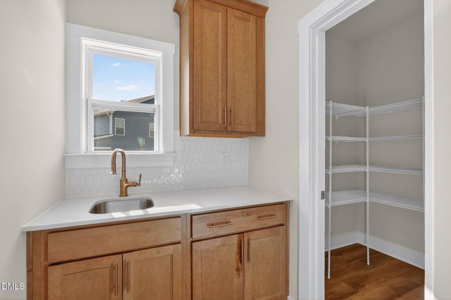 DC 125 Selma French Country-22 DC 125 Selma French Country-22