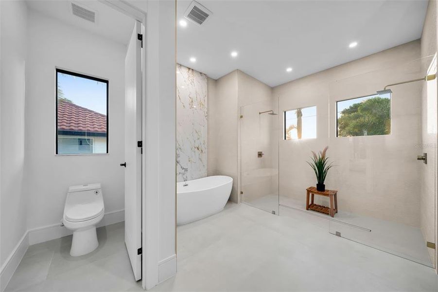 Furnished interior view inside a new home in , Cape Coral (Image 52).