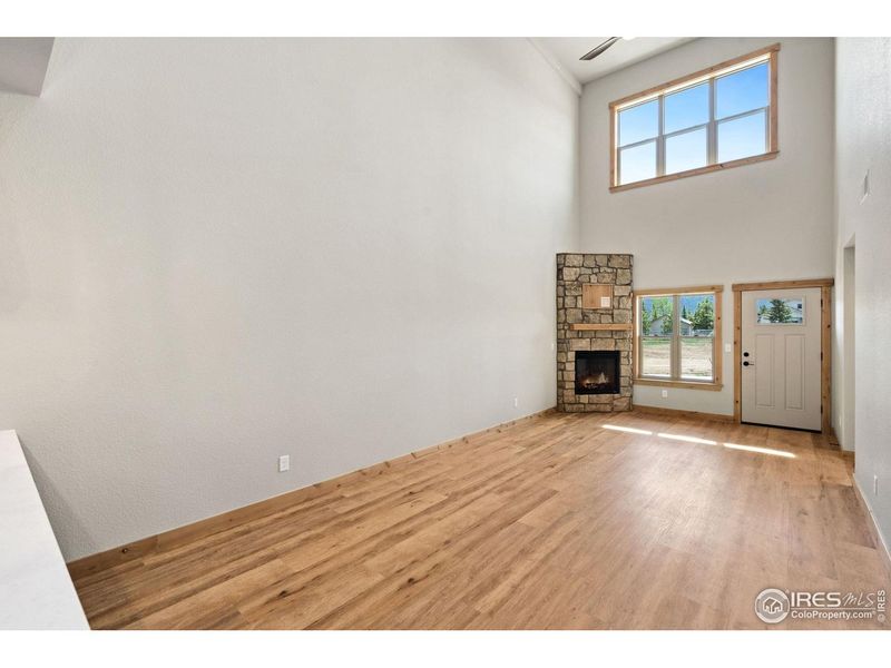 Spacious, unfurnished interior of a new home in , Estes Park (Image 11).