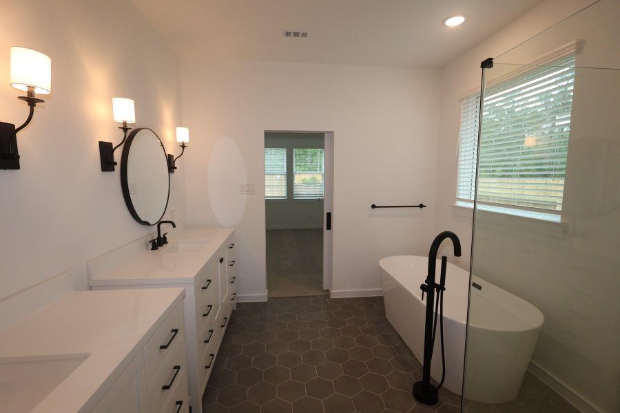Spa-like primary bath