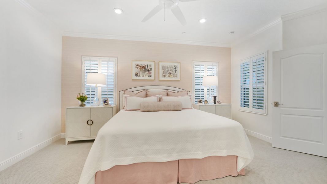 Representative furnished interior of a home built from the Patriot by Neal Communities in Boca Royale Golf & Country Club at Wellen Park, Englewood (Image 12).