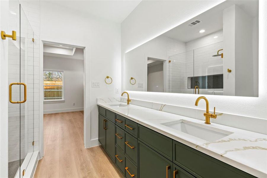 Furnished interior view inside a new home in , Dallas (Image 6).